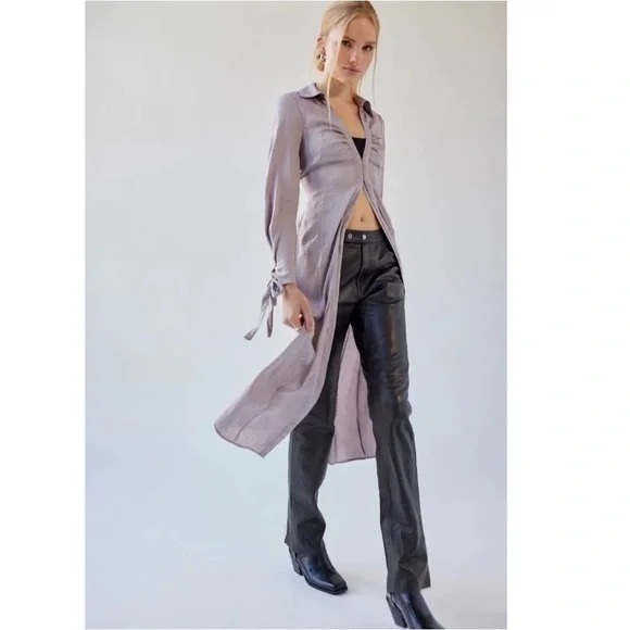 19. UO Chapman Midi Shirt
Dress Lavender size M - Picture 6 of 12